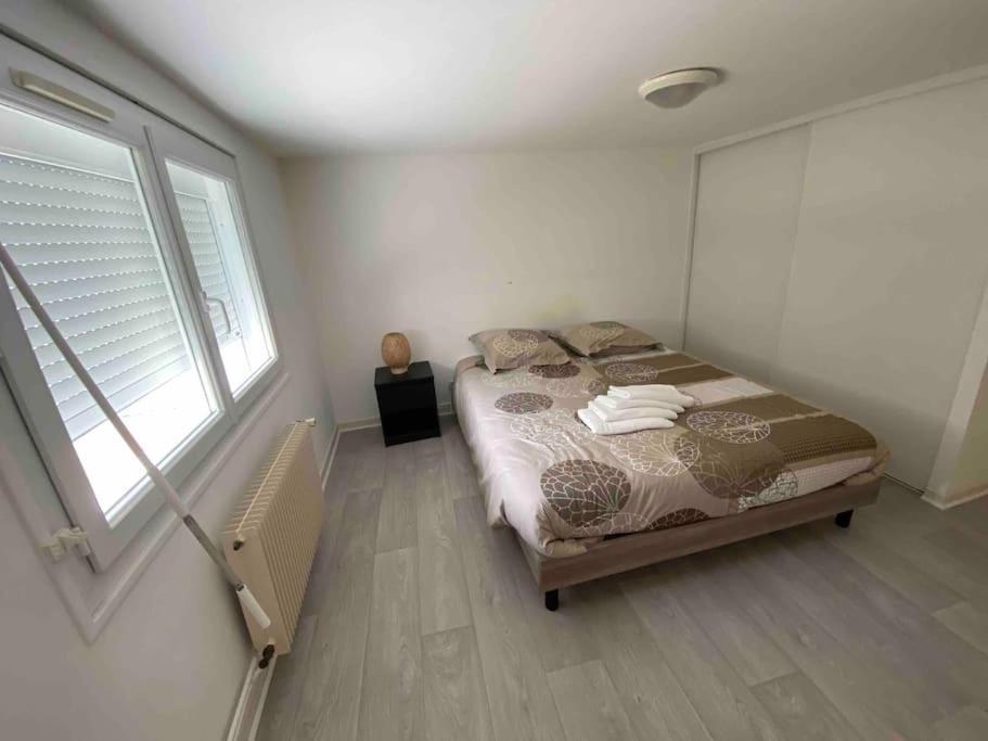 Appartement Avec Garage Et Terrasse Bourges Ngoại thất bức ảnh